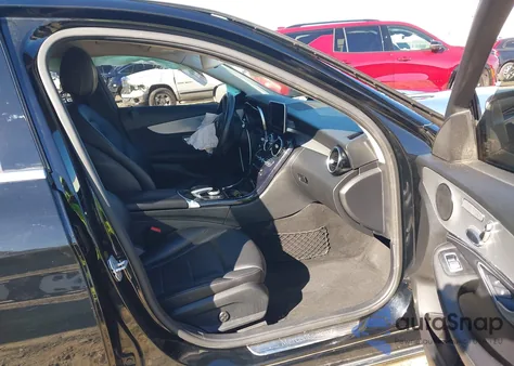 2015 Mercedes-Benz C 300 from USA, damaged, VIN 55SWF4JB7FU079160